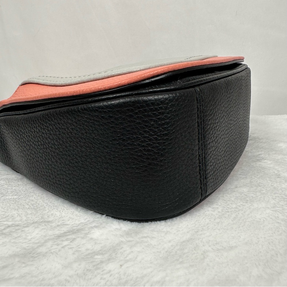 NWT Marc Jacobs Messenger Bag in Flamingo - Picture 9 of 13